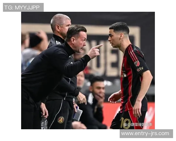 亚特兰大迎战哥伦布机员争夺季后赛席位的关键之战