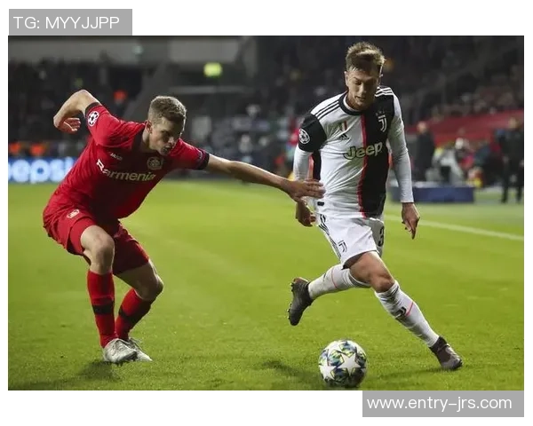 彼鸿与杜塞多夫的较量谁能在这场对决中笑到最后 彼鸿与杜塞多夫的较量谁能在这场对决中笑到最后