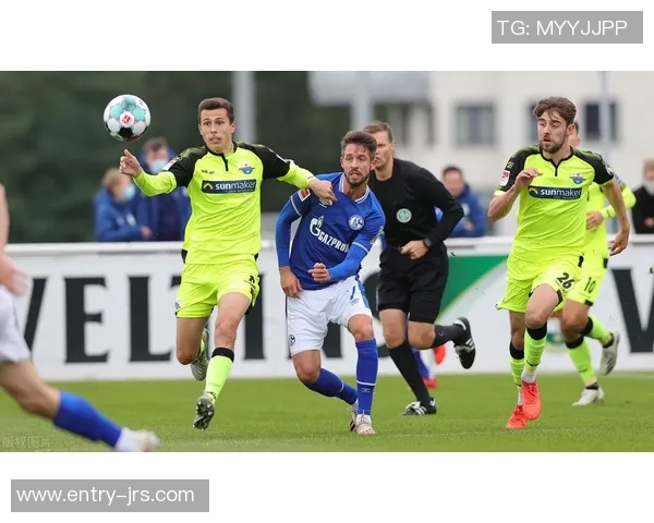 弗赖堡主场迎战柏德博恩期待精彩对决与胜利之战 弗赖堡主场迎战柏德博恩期待精彩对决与胜利之战