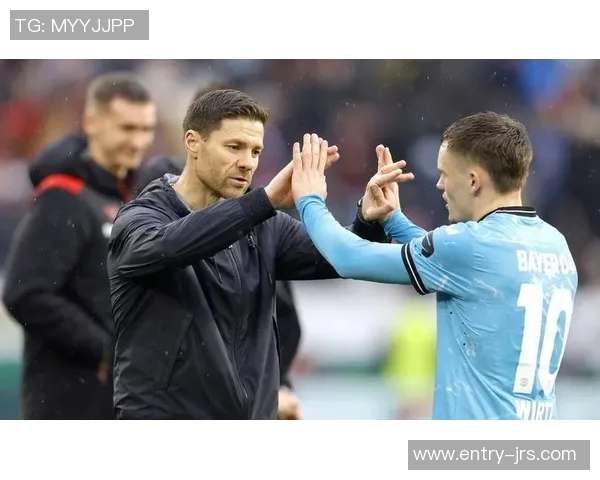 拜仁慕尼黑与利物浦对决前的战术分析与球员状态评估 拜仁慕尼黑与利物浦对决前的战术分析与球员状态评估